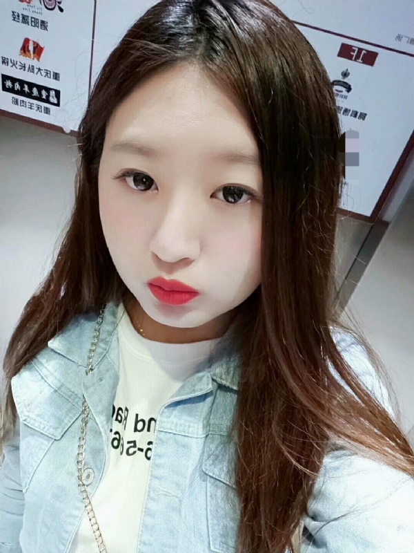 小涵的第一张照片--娄底闪婚服务中心