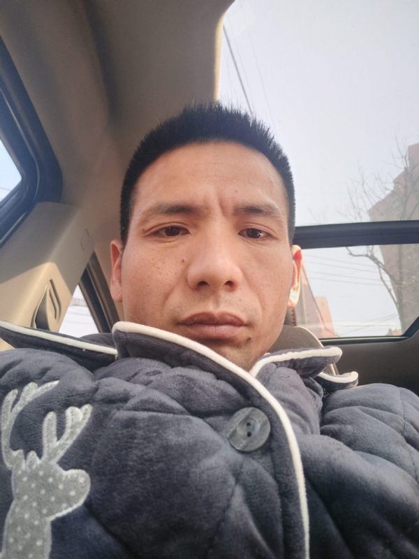 青春不长在的第一张照片--娄底闪婚服务中心